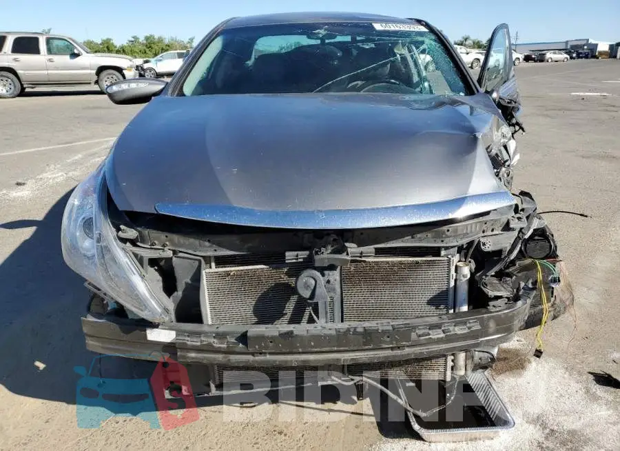 5NPEC4AC1EH938015 Photo# 5