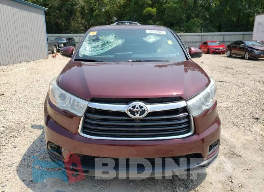 5TDZARFH8FS011176 Photo# 5