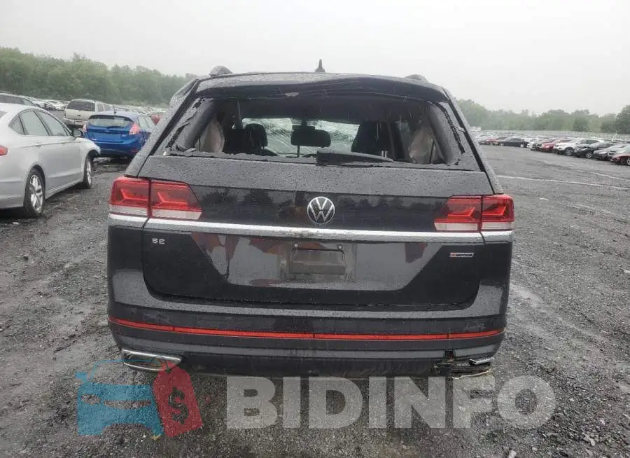 1V2LP2CA7MC521194 Photo# 6