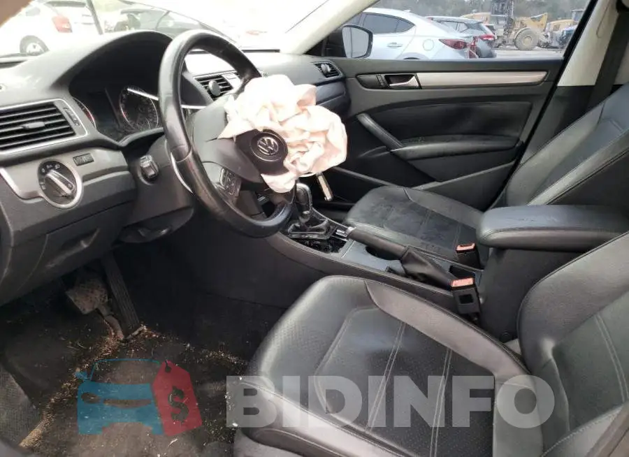 1VWAS7A34FC100767 Photo# 7