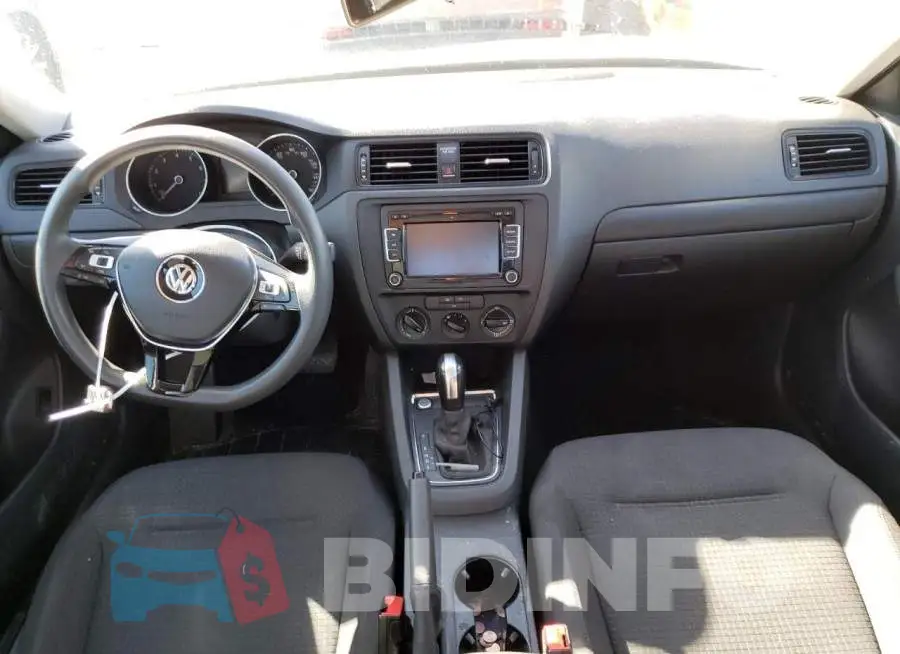 3VW2K7AJ2FM402320 Photo# 8