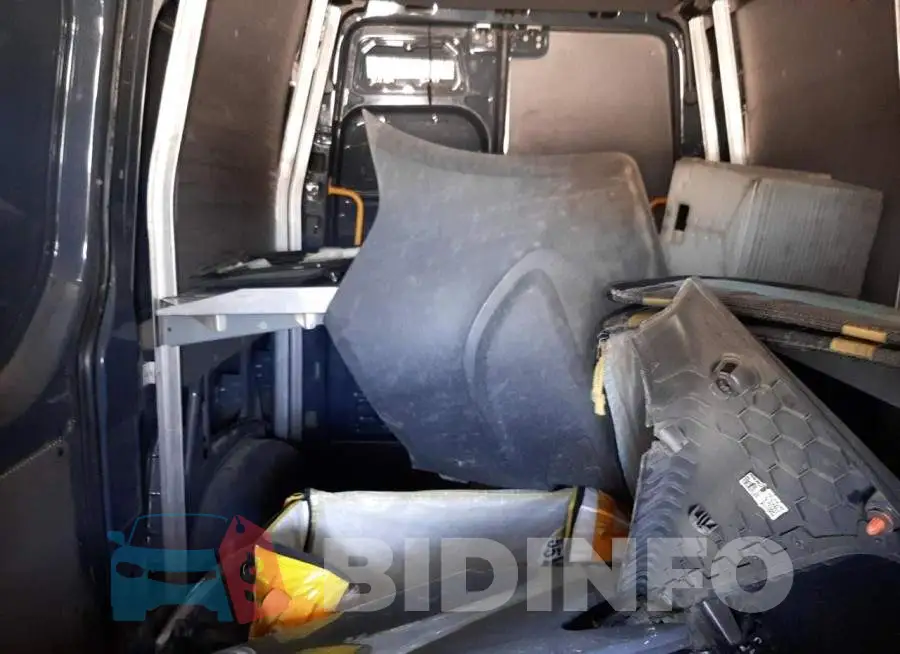 WD4PF0CD4KP081788 Photo# 10