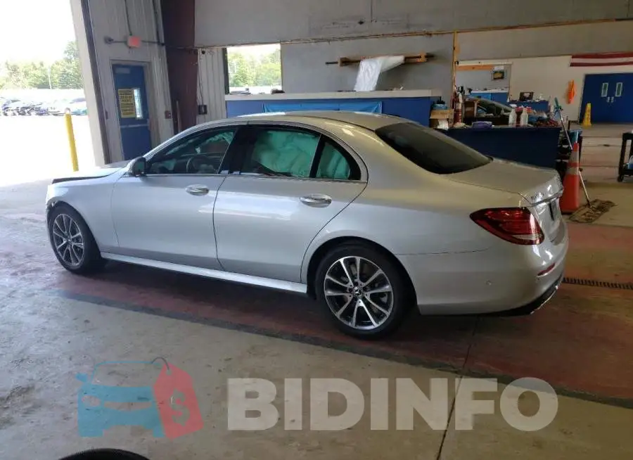 WDDZF6JB5LA748207 Photo# 2