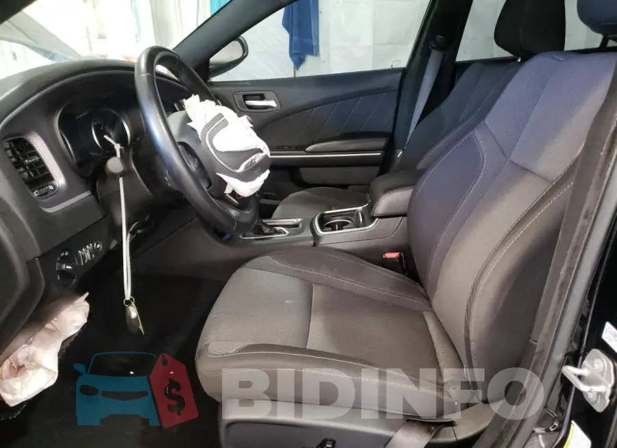 2C3CDXBG9KH615573 Photo# 7