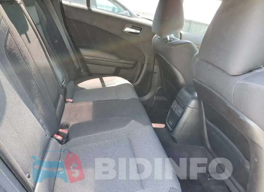 2C3CDXCT1GH340882 Photo# 10