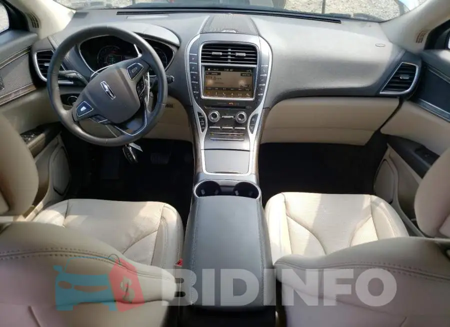2LMPJ8LR3JBL45074 Photo# 8