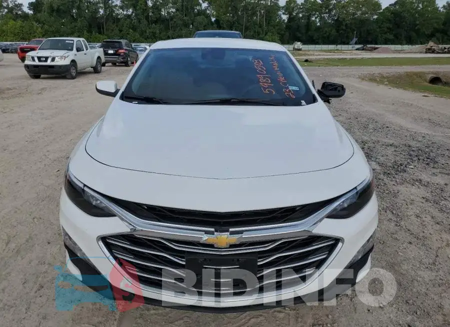 1G1ZD5ST0PF190124 Photo# 5