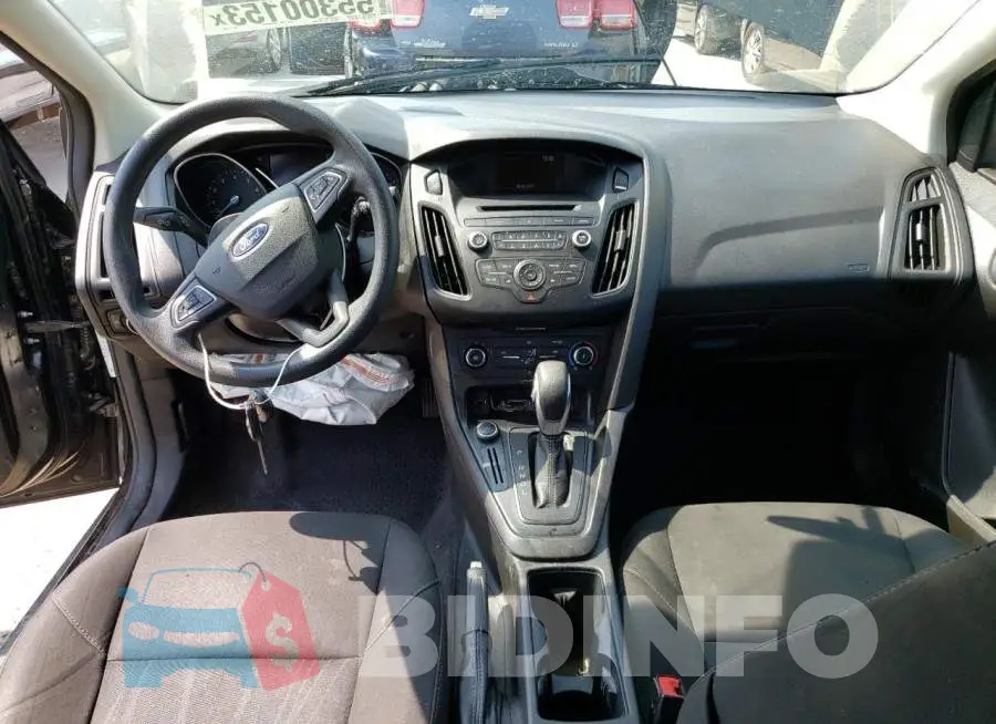1FADP3E24GL211337 Photo# 8