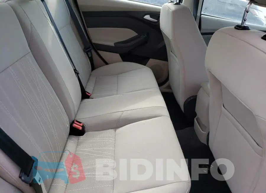 1FADP3F21FL324336 Photo# 10