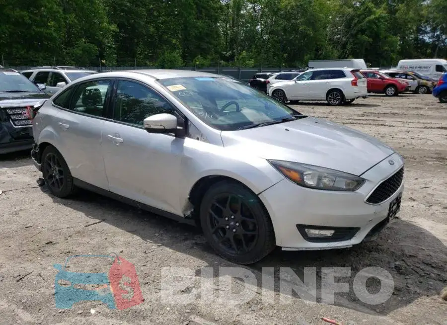 1FADP3F22GL320975 Photo# 4