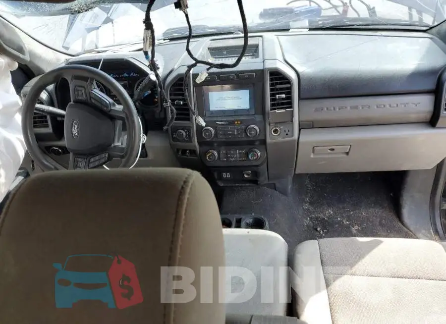 1FT7W2B65KEF31372 Photo# 8