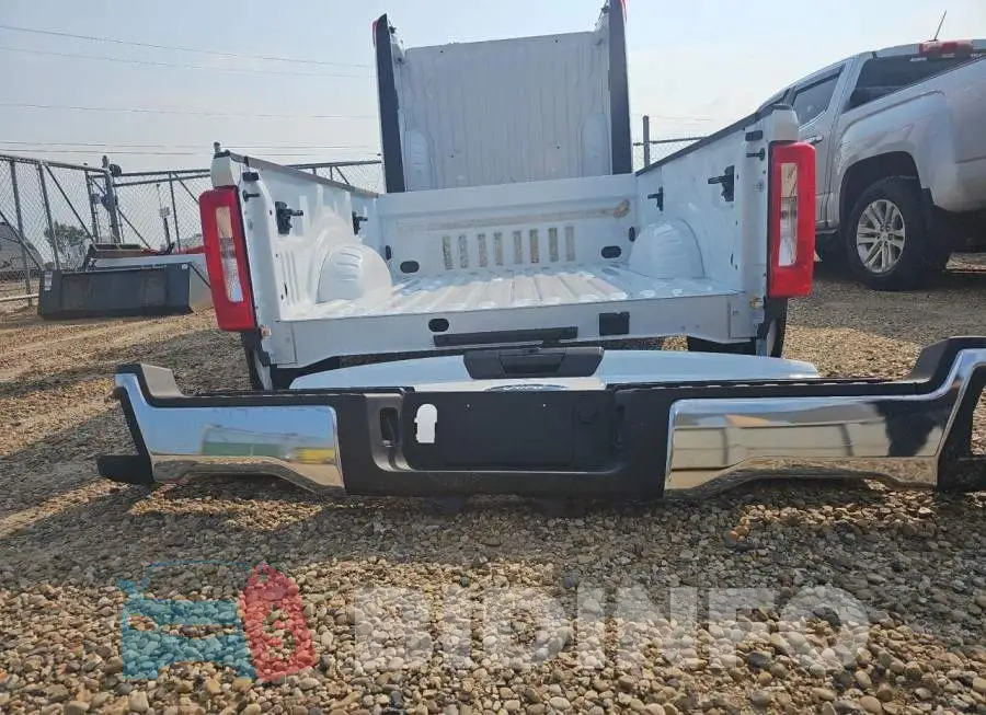 1FT8X3BNXPEC74201 Photo# 8