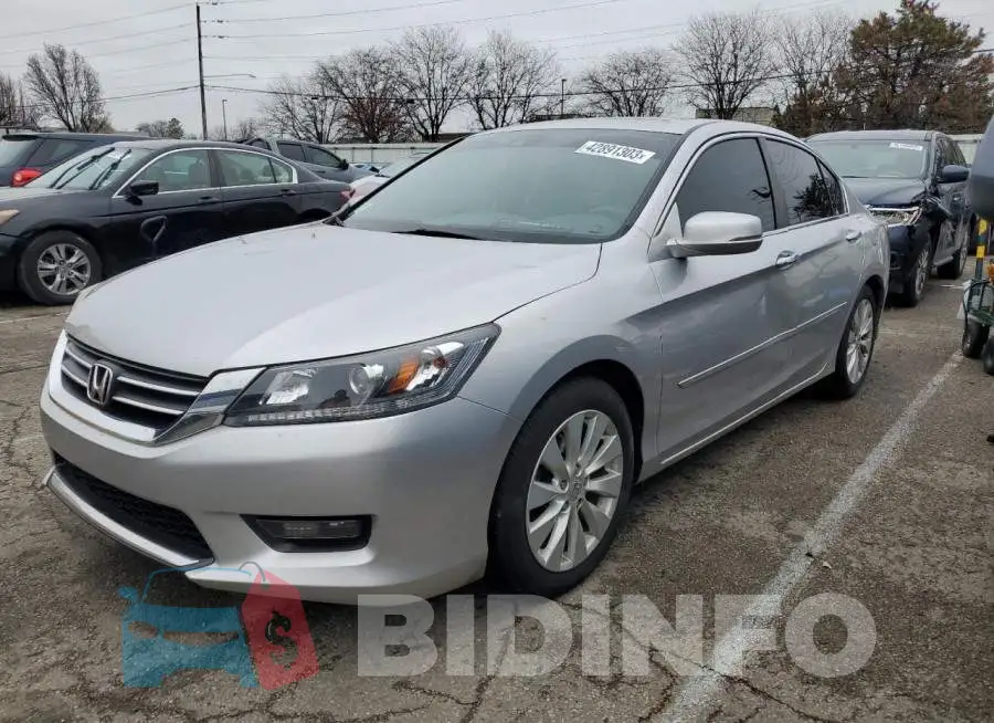 1HGCR2F81EA297584 Photo# 1