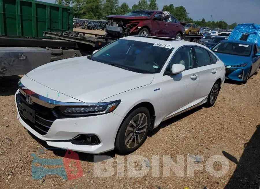 1HGCV3F54MA010339 Photo# 1