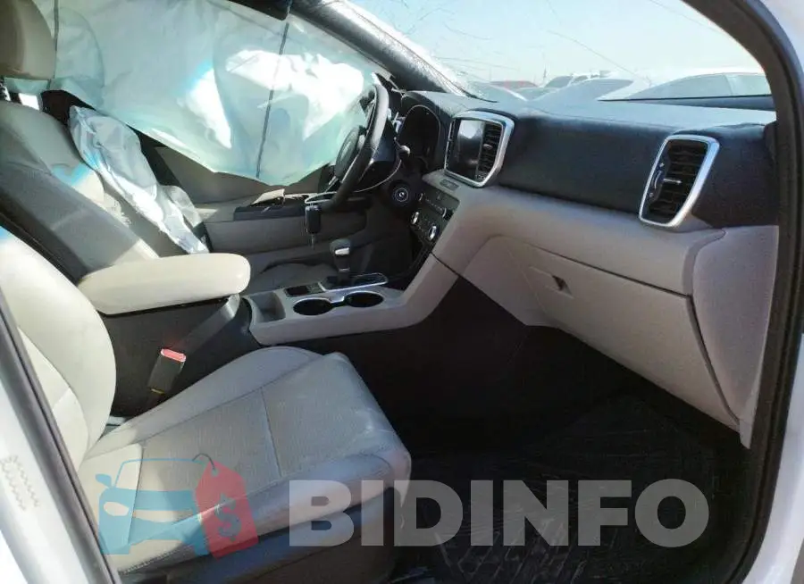KNDP6CAC2N7955341 Photo# 7