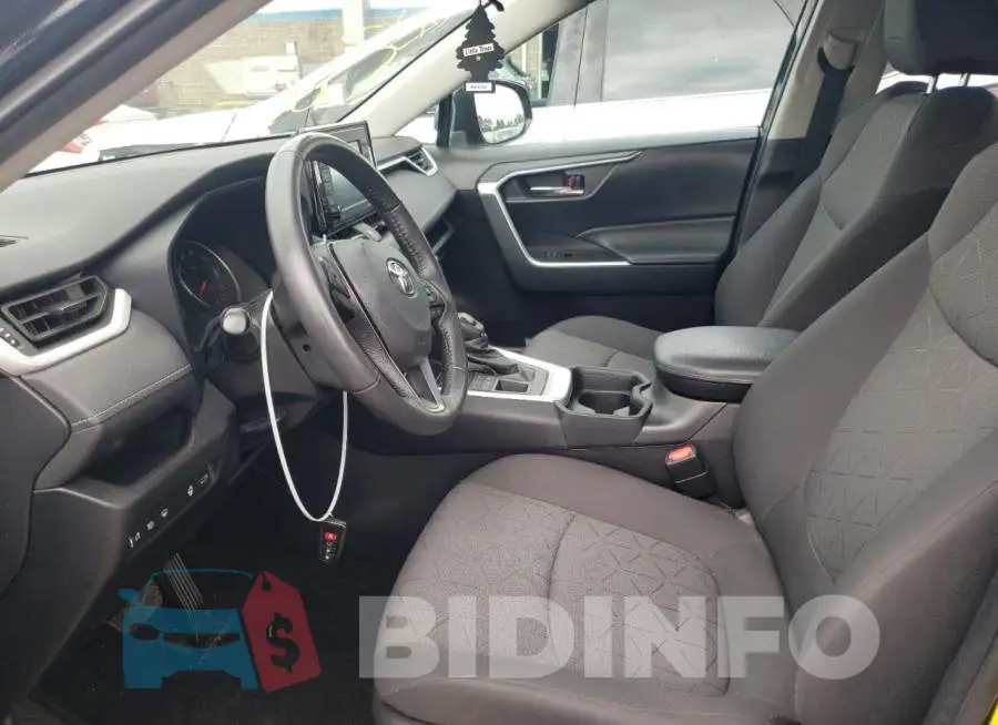 2T3P1RFV7MC158194 Photo# 7
