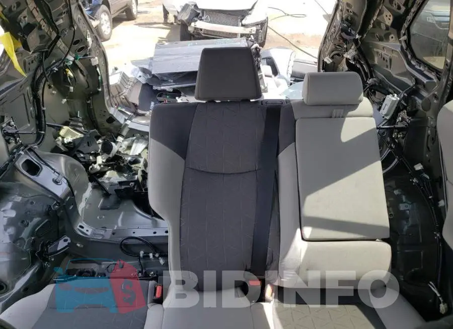 2T3W1RFV2MC141458 Photo# 10