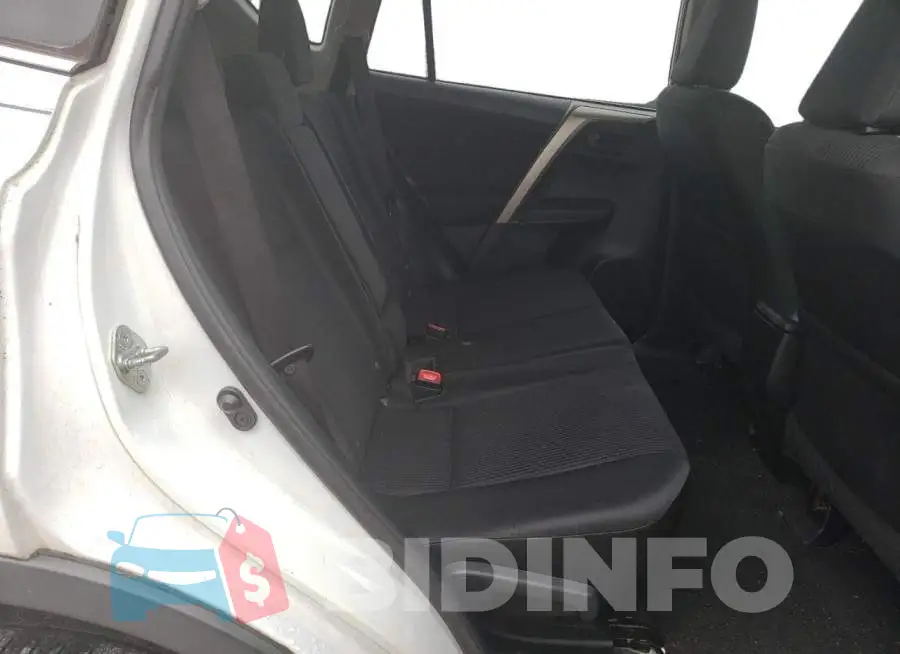 2T3ZFREV5FW141777 Photo# 11