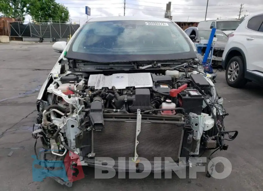 JTDKARFPXH3063518 Photo# 5