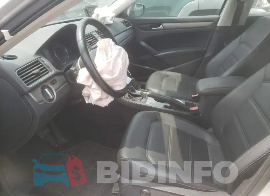 1VWBT7A31EC054413 Photo# 7