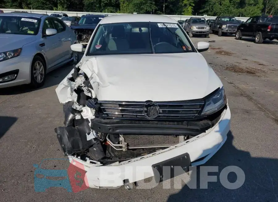 3VW2B7AJ6HM337538 Photo# 5