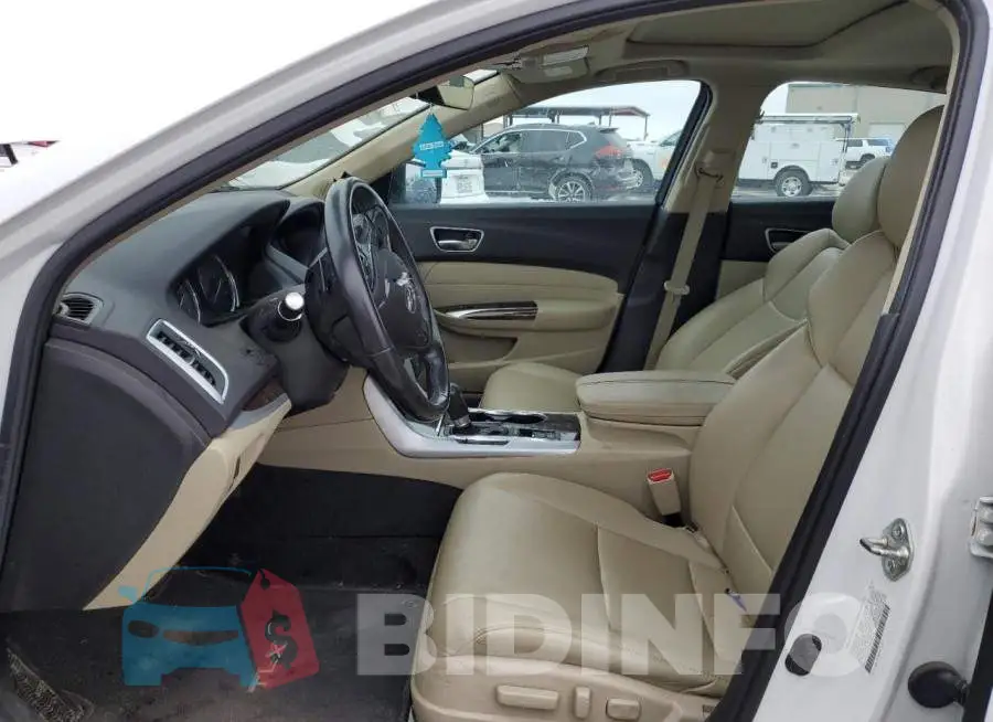 19UUB1F37KA005472 Photo# 7