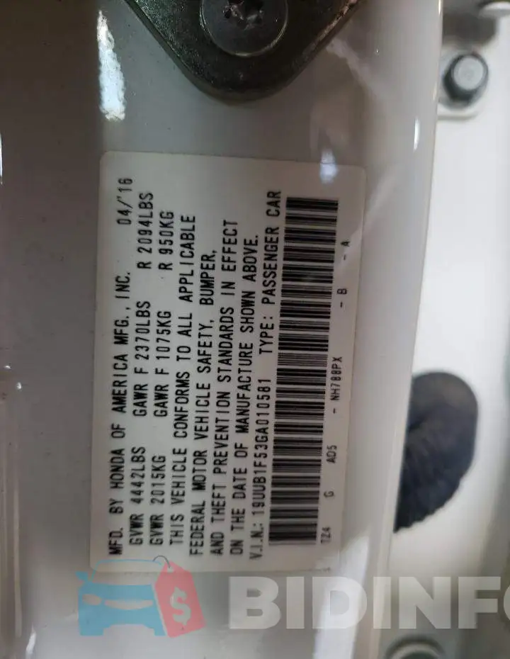 19UUB1F53GA010581 Photo# 12