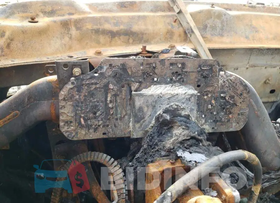 3GTU2VEC0EG517359 Photo# 8