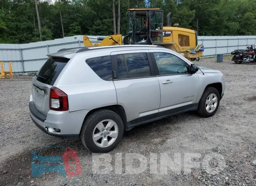 1C4NJCBA3ED545815 Photo# 3