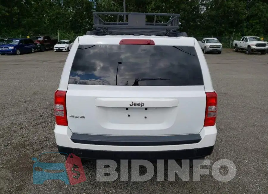 1C4NJRBB7GD668855 Photo# 6
