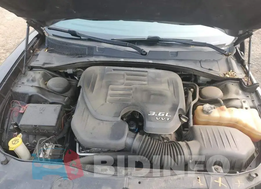 2C3CDXBG2EH269015 Photo# 11
