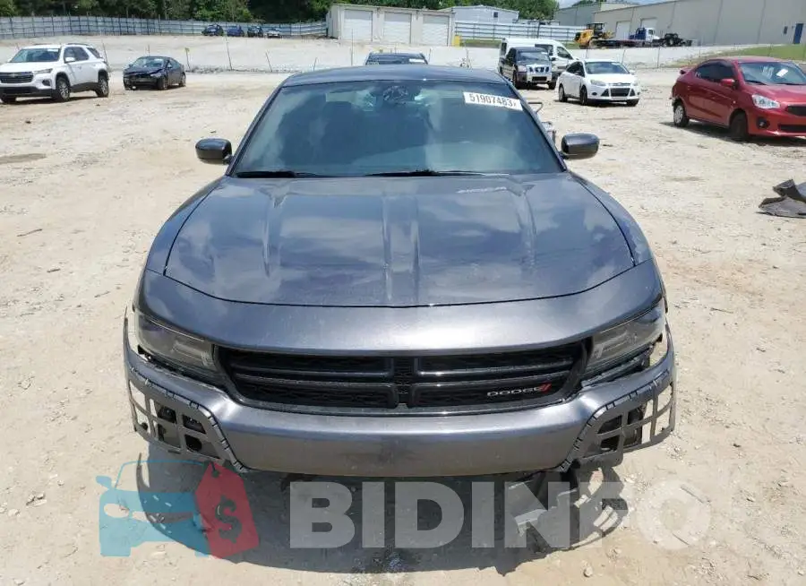 2C3CDXBG8JH152419 Photo# 5