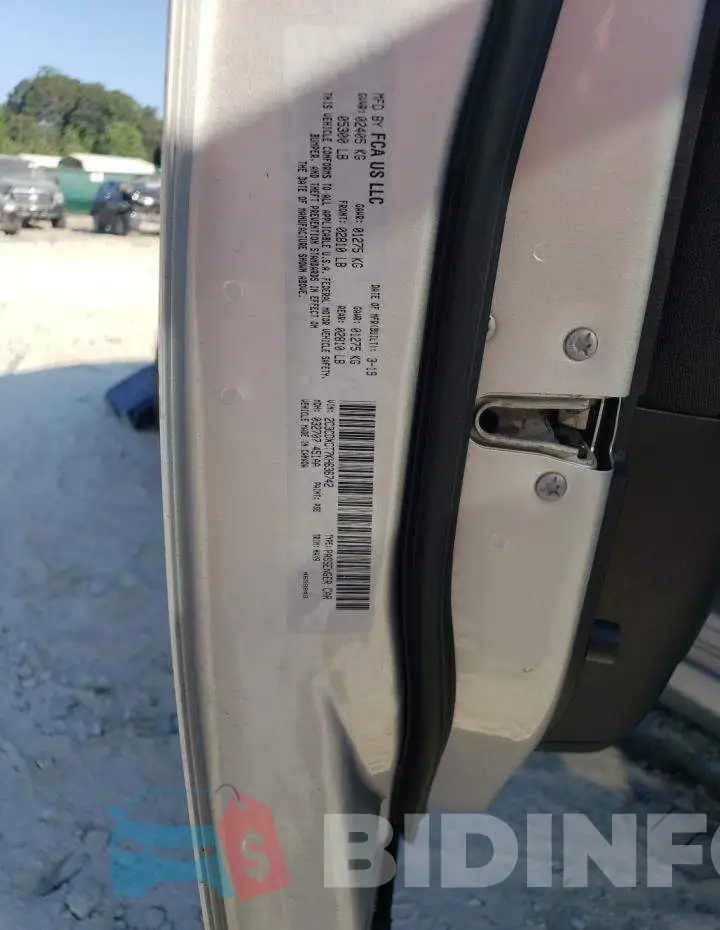 2C3CDXCT7KH636742 Photo# 12