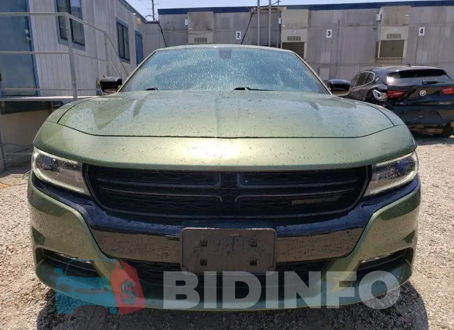 2C3CDXCTXJH193209 Photo# 5