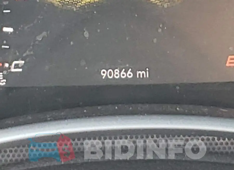 2C3CDXHG9HH523220 Photo# 8