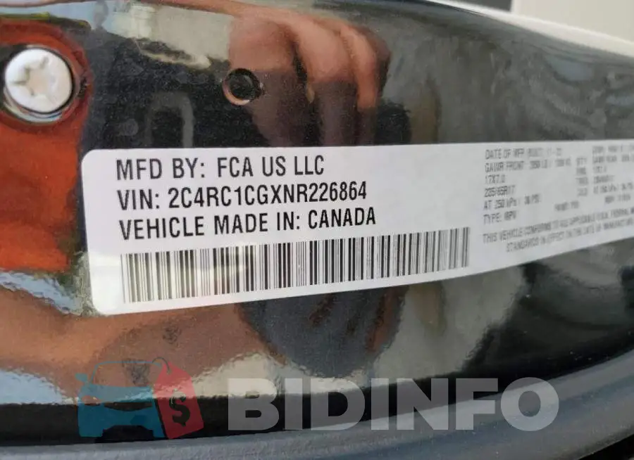 2C4RC1CGXNR226864 Photo# 13