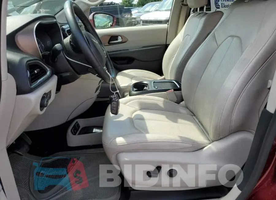 2C4RC1EG9JR271074 Photo# 7