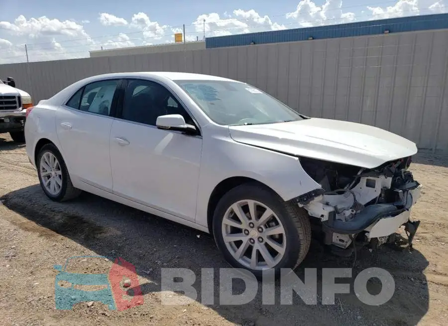 1G11E5SL2EF126898 Photo# 4