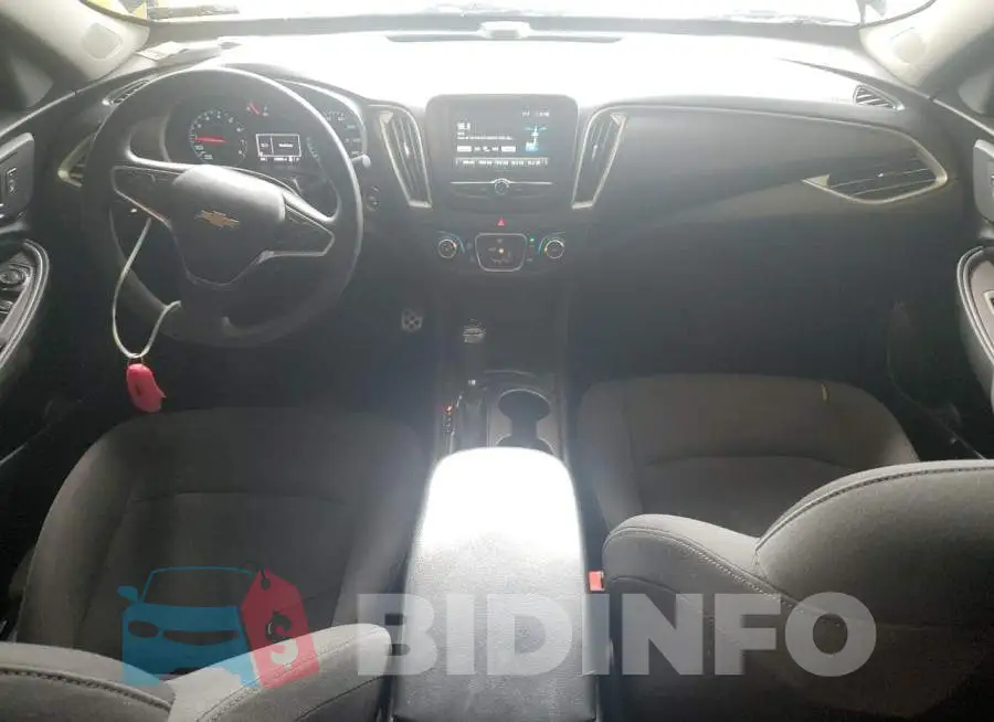 1G1ZB5ST6HF174355 Photo# 8