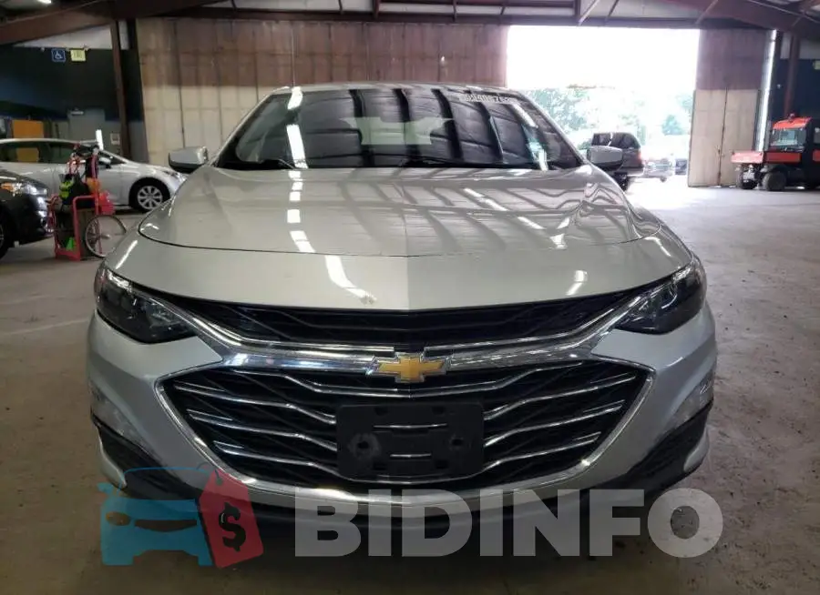 1G1ZD5ST2KF170322 Photo# 5
