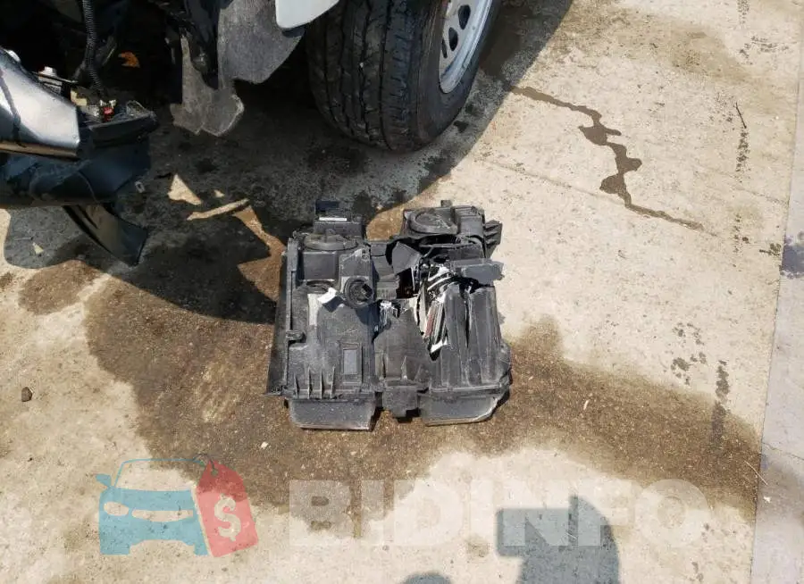 1GCRYAEF3KZ220413 Photo# 12