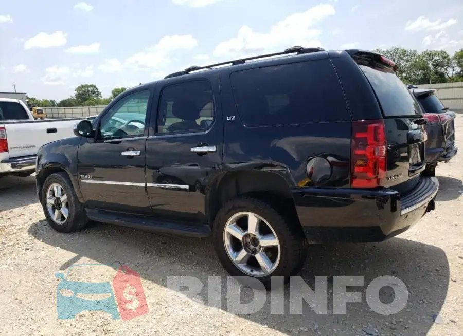 1GNSCCE09ER152928 Photo# 2
