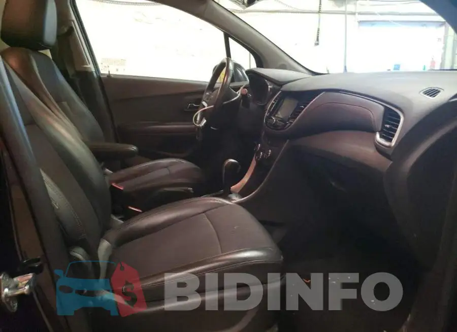 KL7CJLSBXLB017744 Photo# 5