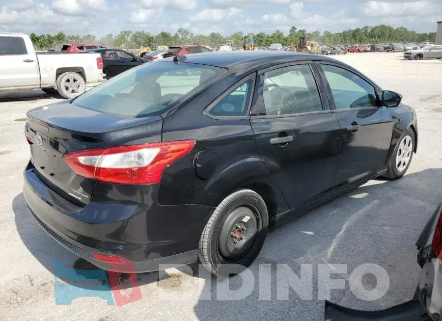 1FADP3E20EL430244 Photo# 3