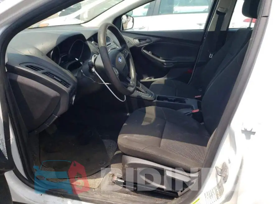 1FADP3E25FL201026 Photo# 7