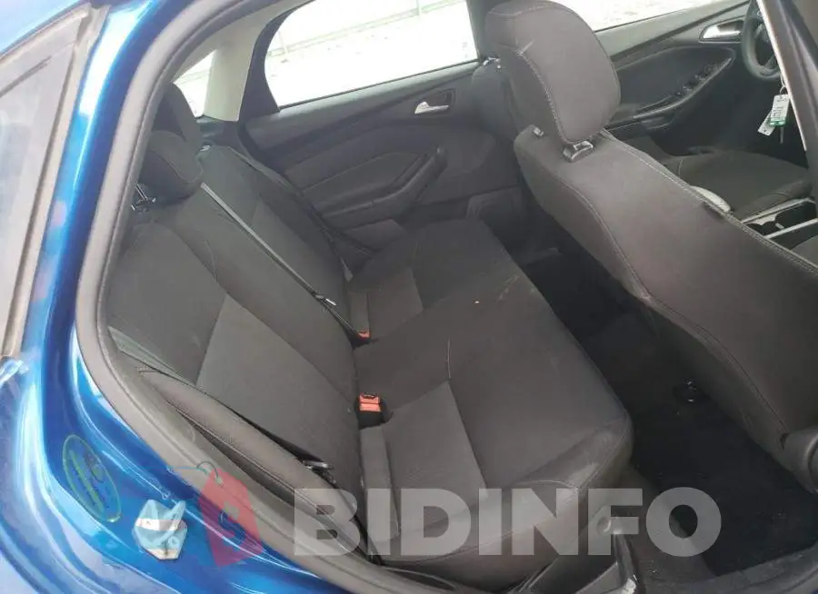 1FADP3FE9JL210703 Photo# 10
