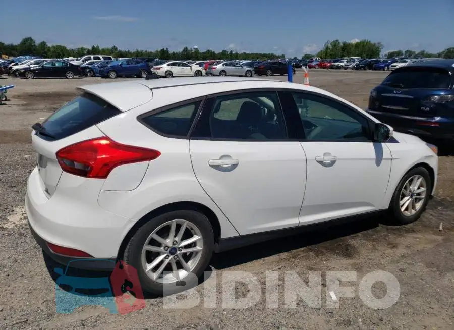 1FADP3K29FL282018 Photo# 3