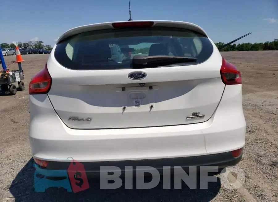 1FADP3K29FL282018 Photo# 6