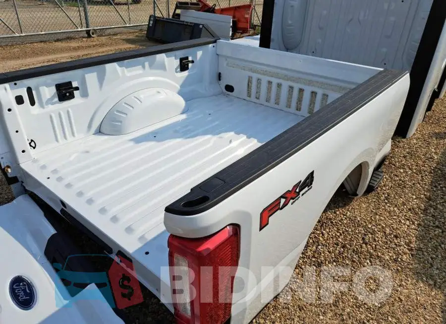 1FT8X3BN8PEC74200 Photo# 4