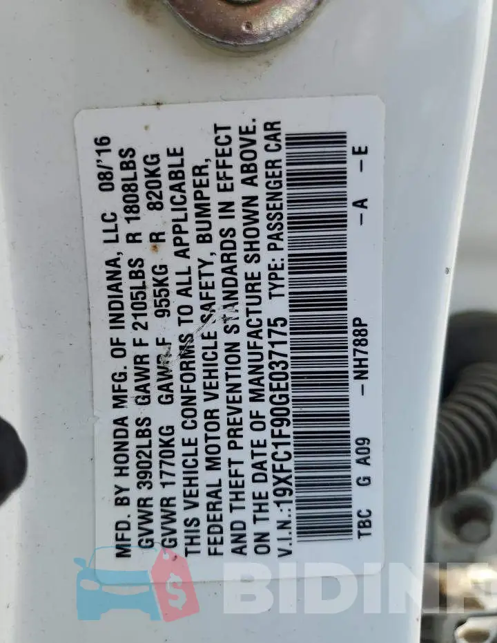 19XFC1F90GE037175 Photo# 12